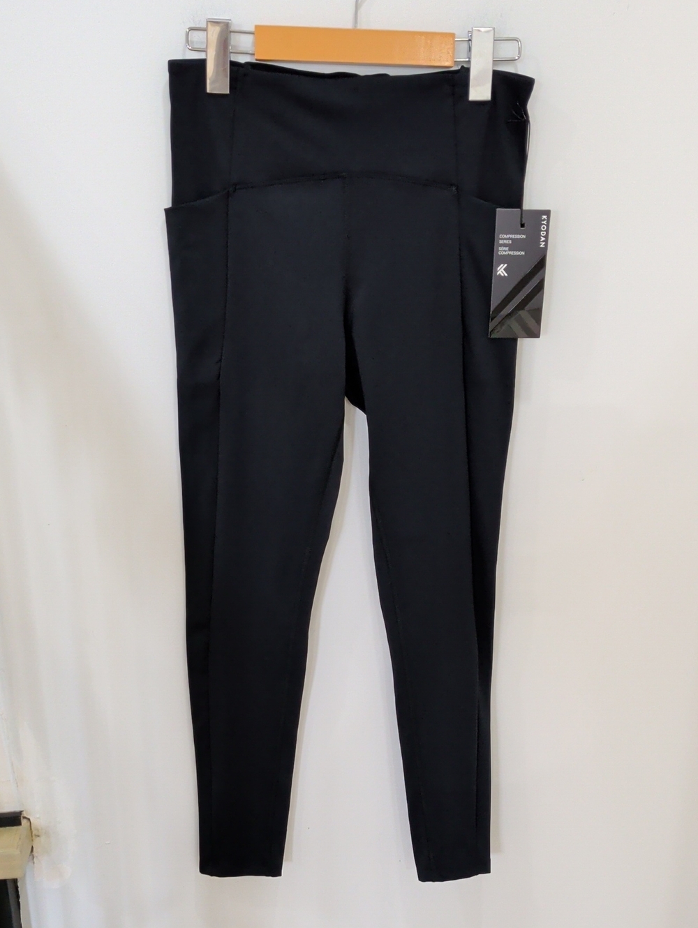 KYODAN | Women's Black High-Rise 7/8 Compression Slim Tapered Leggings